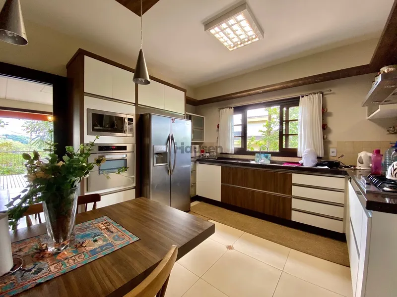 Linda Casa a venda no Centro: 9ª foto da galeria de imagens do imóvel