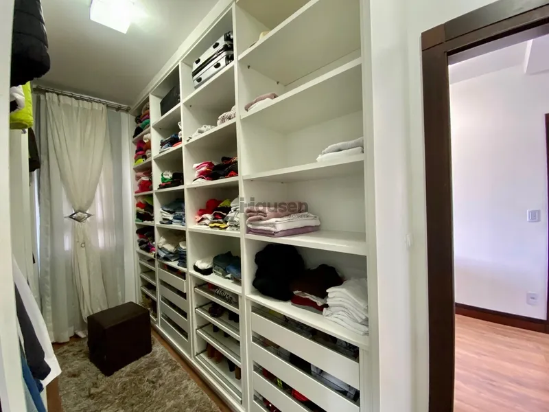 Linda Casa a venda no Centro: 14ª foto da galeria de imagens do imóvel