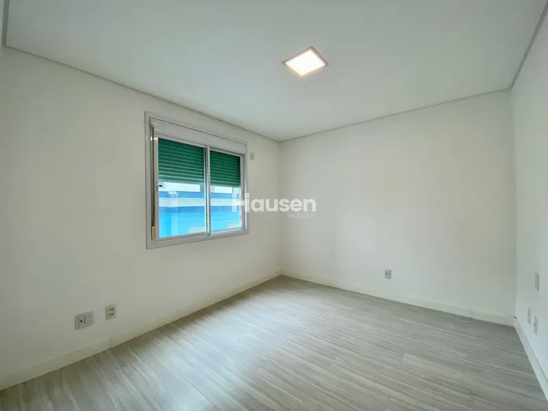 Apartamento com 3 Dormitórios no Centro: 12ª foto da galeria de imagens do imóvel