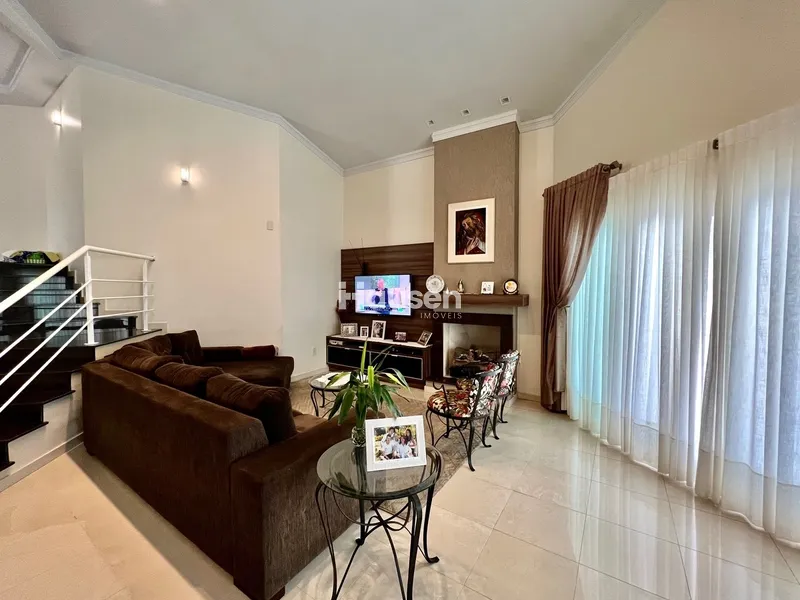 Casa com 4 Dormitórios no Centro de Brusque: 15ª foto da galeria de imagens do imóvel