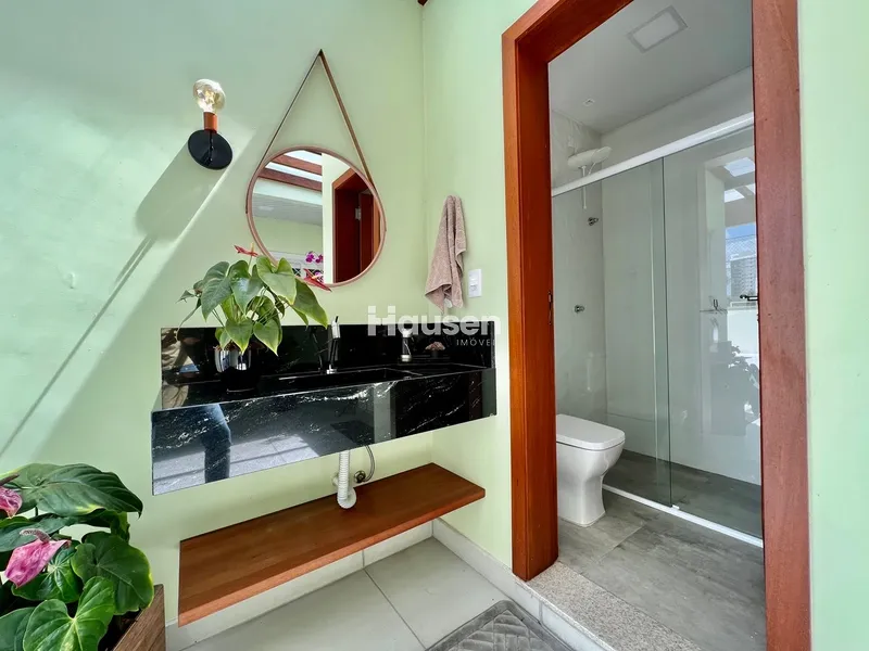 Casa com 4 Dormitórios no Centro de Brusque: 9ª foto da galeria de imagens do imóvel