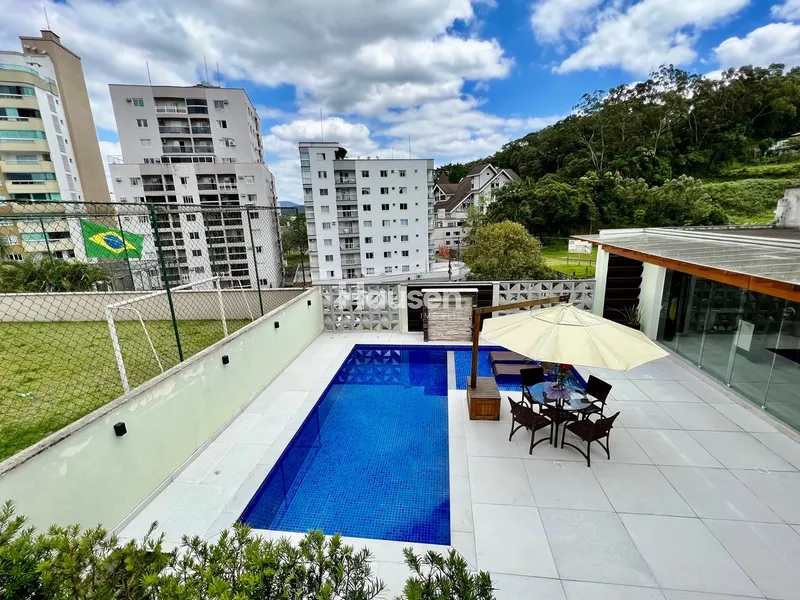 Casa com 4 Dormitórios no Centro de Brusque: 17ª foto da galeria de imagens do imóvel