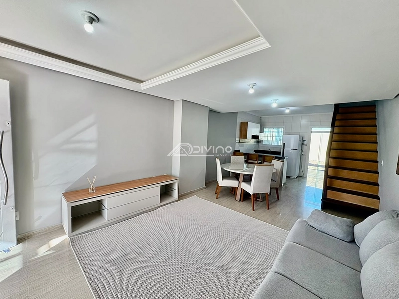 Duplex 2 dormitórios a venda em Tramandaí: 2ª foto da galeria de imagens do imóvel