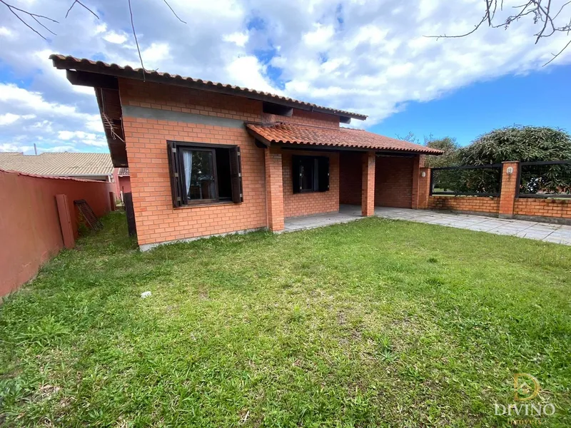 Casa no centro de Imbé a poucas quadras do mar: 2ª foto da galeria de imagens do imóvel