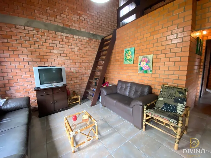 Casa no centro de Imbé a poucas quadras do mar: 5ª foto da galeria de imagens do imóvel