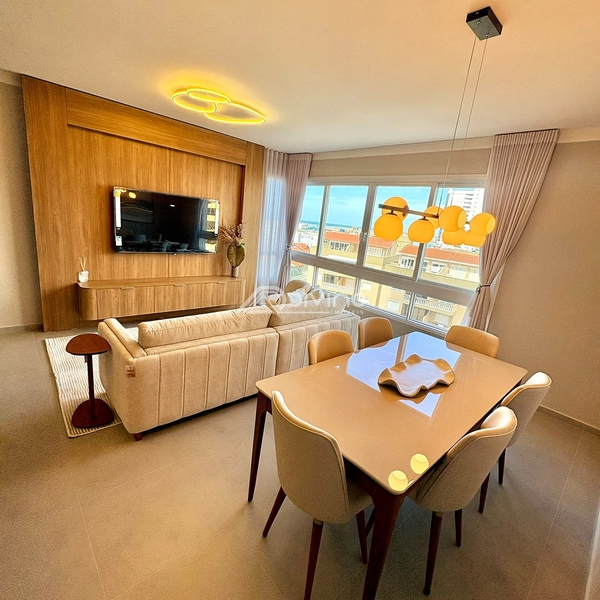 Apartamento de 3 dormitórios decorado em Tramandaí próximo ao mar: 2ª foto da galeria de imagens do imóvel