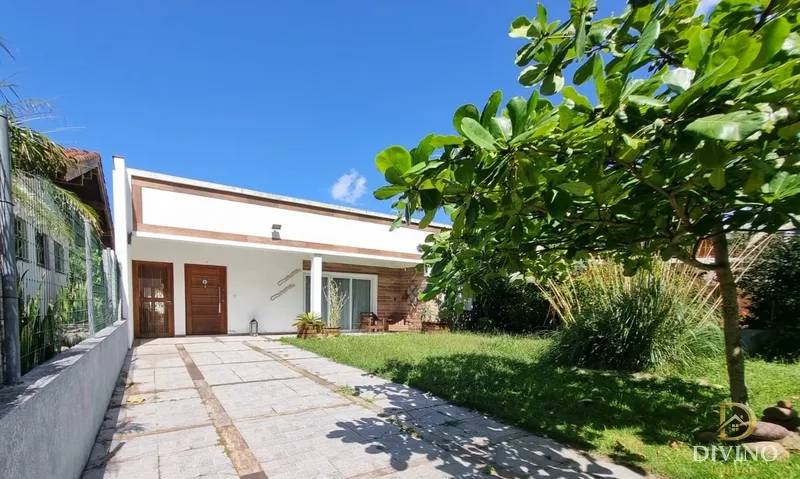 Casa com Piscina aquecida  no Centro de Imbé: 2ª foto da galeria de imagens do imóvel