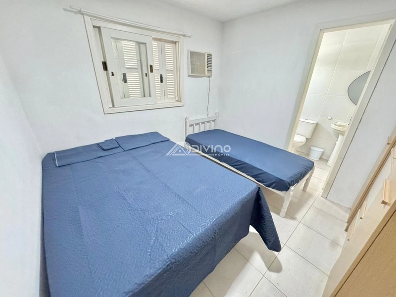 Imóvel à venda, a apenas 4 quadras do mar e com piscina, localizad: 1ª foto da galeria de imagens do imóvel