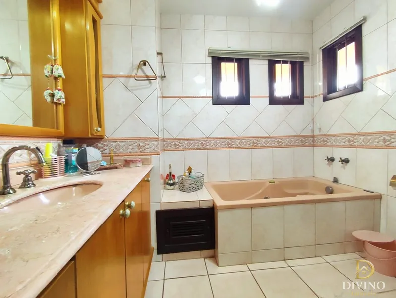 Casa no coração de Tramandaí! Pra você que busca imóvel amplo: 28ª foto da galeria de imagens do imóvel