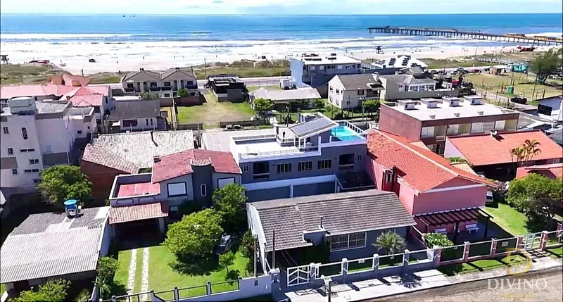 Casa na praia com piscina, anexo , vista pro mar! 09 dormitórios!!!!: 1ª foto da galeria de imagens do imóvel