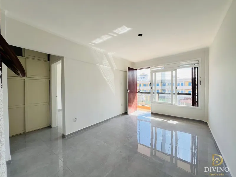 Apartamento amplo, reformado na Av da Igreja.: 3ª foto da galeria de imagens do imóvel