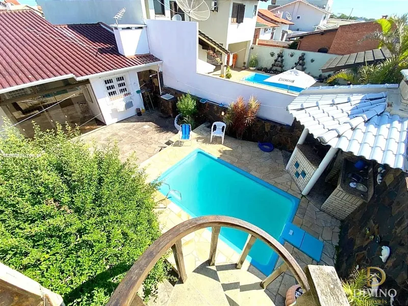Casa na Praia, com Piscina, espaço gourmet, anexo com lareira! Confira: 30ª foto da galeria de imagens do imóvel