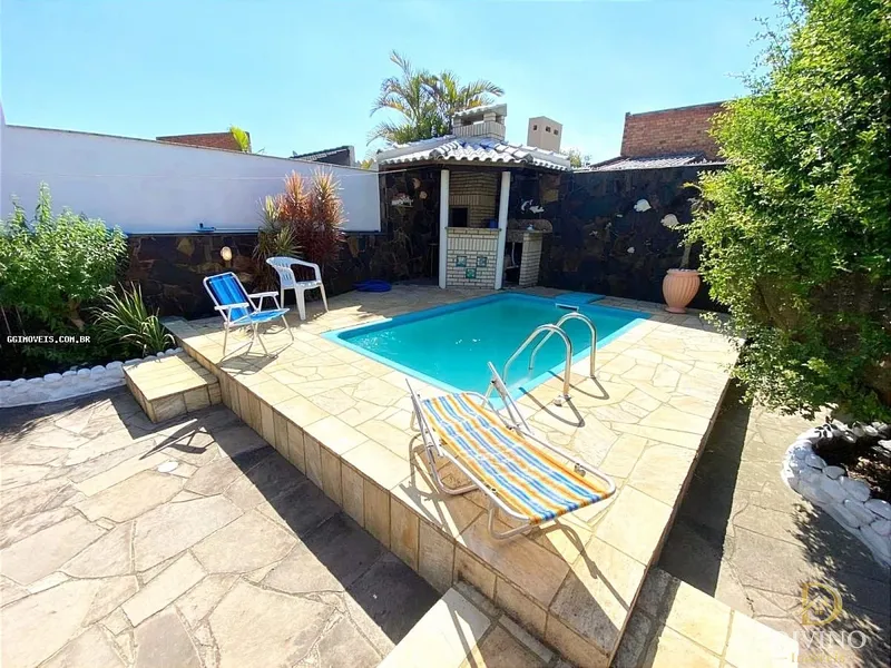 Casa na Praia, com Piscina, espaço gourmet, anexo com lareira! Confira: 34ª foto da galeria de imagens do imóvel