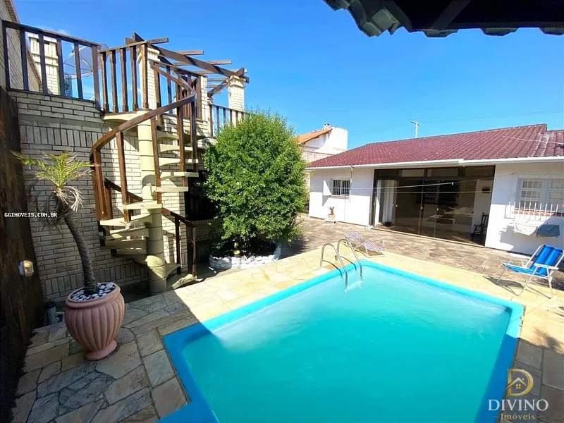 Casa na Praia, com Piscina, espaço gourmet, anexo com lareira! Confira: 26ª foto da galeria de imagens do imóvel