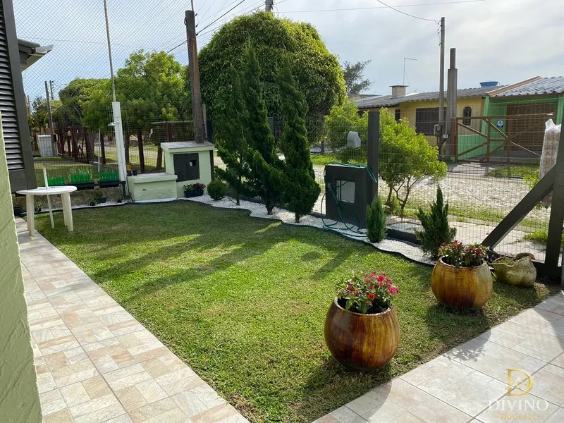 Belo Sobrado 04 Dormitórios  em Nova Tramandaí Próximo do Mar: 3ª foto da galeria de imagens do imóvel