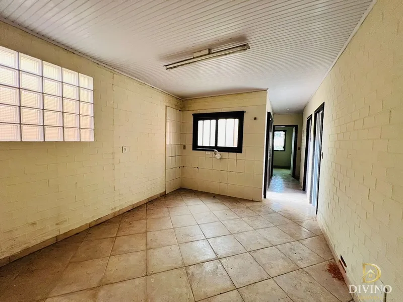 Ótima localização - Ponto Comercial ou Moradia.: 9ª foto da galeria de imagens do imóvel