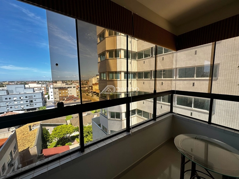 Apartamento amplo com 3 dormitórios, sendo 1 suíte com sacada; : 17ª foto da galeria de imagens do imóvel