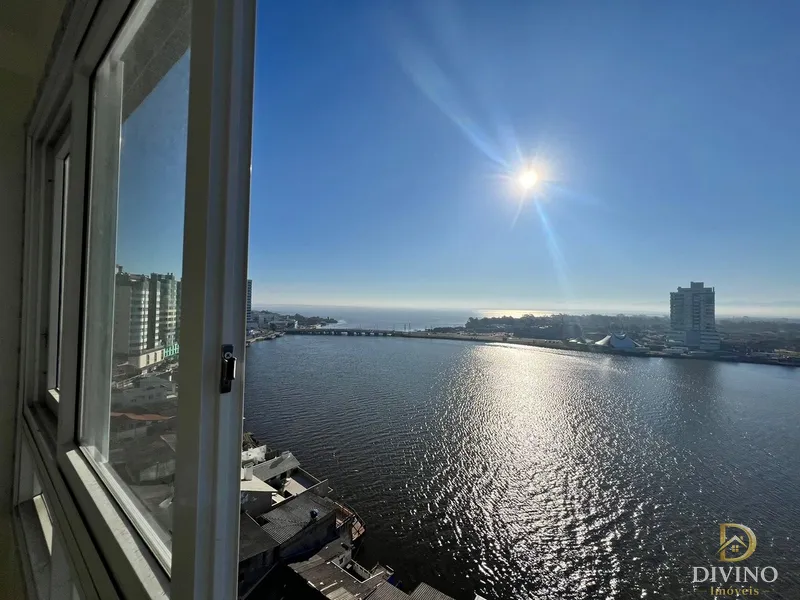 Apartamento com 2 dormitórios, sendo 1 suíte com vista em Tramandaí : 2ª foto da galeria de imagens do imóvel