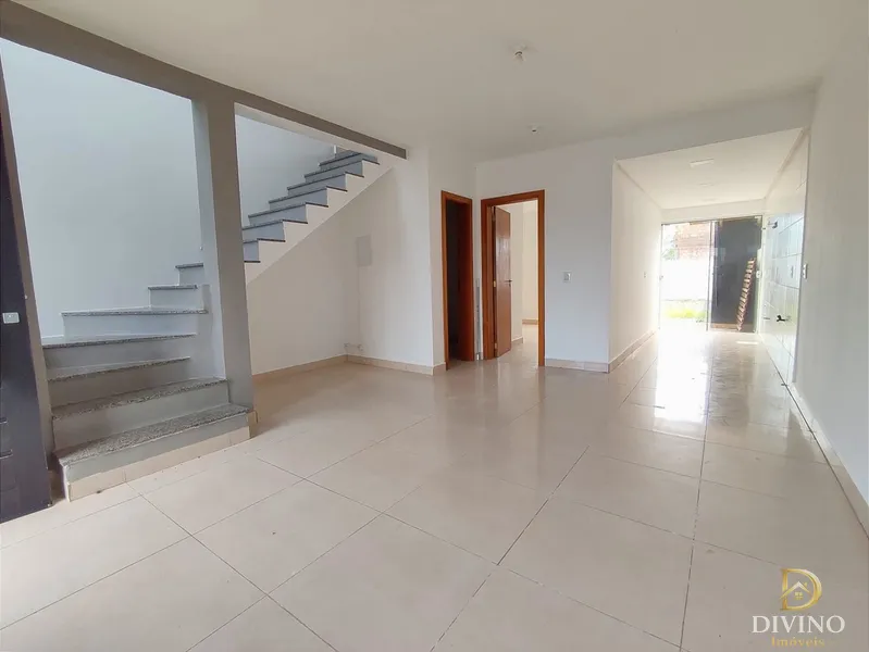 Duplex com 03 dorm, a menos de 500m da beira mar!Oferta: 2ª foto da galeria de imagens do imóvel