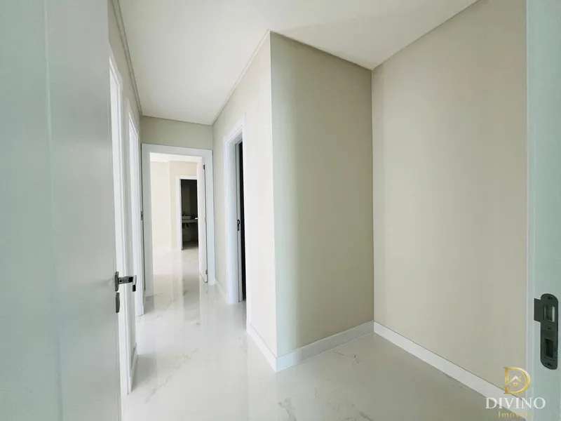 Alto Padrão em todos os detalhes, 3 dormitórios, 150m da beira mar.: 13ª foto da galeria de imagens do imóvel