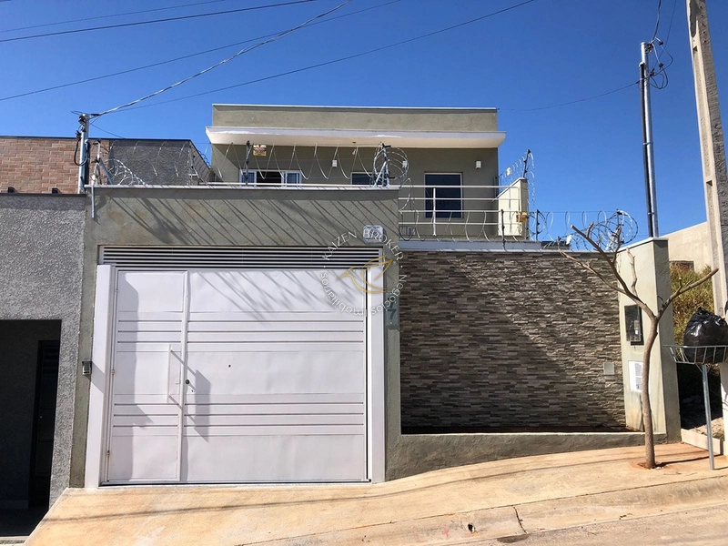 Casa à venda, 2 Dormtorios, sendo 1 Suite, Bairro Villa Verde em Bragança Paulista/SP: 1ª foto da galeria de imagens do imóvel