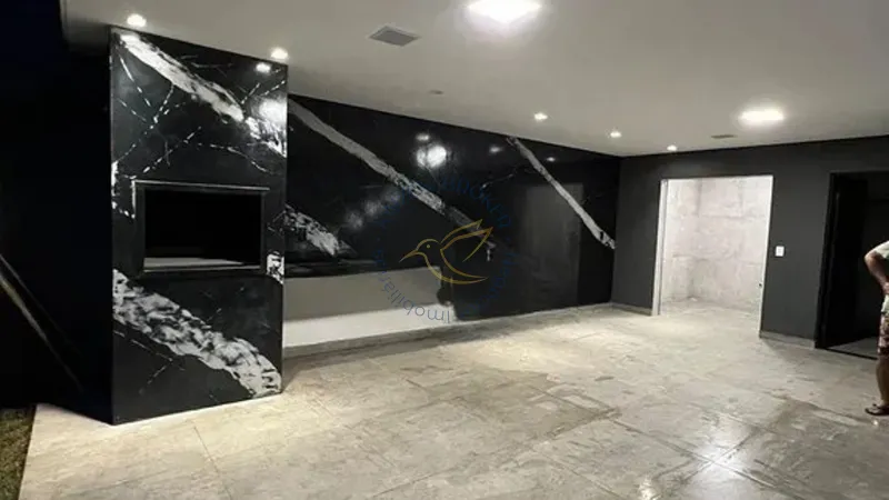 Imóvel moderno com 3 quartos, suíte, sala em conceito aberto, cozinha integrada, churrasqueira e garagem coberta. Localização tranquila e arborizada em Bragança Paulista.: 1ª foto da galeria de imagens do imóvel