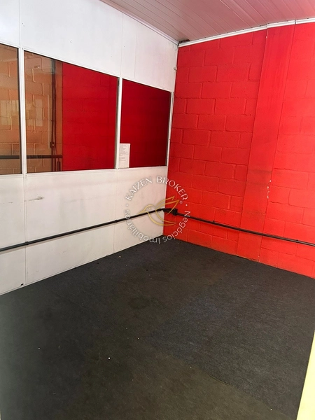 Galpão Comercial para Locação ou Venda | 506m² de Terreno | 5 Vagas | Aceita Permuta: 4ª foto da galeria de imagens do imóvel