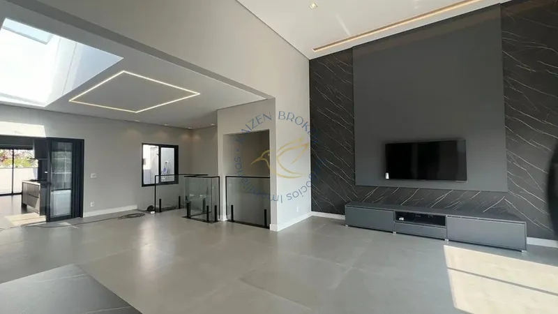 Casa à venda no Parque Imperador em Bragança Paulista. 3 suítes, piscina, sauna, área gourmet, vista para o Lago do Taboão e localização privilegiada.: 2ª foto da galeria de imagens do imóvel