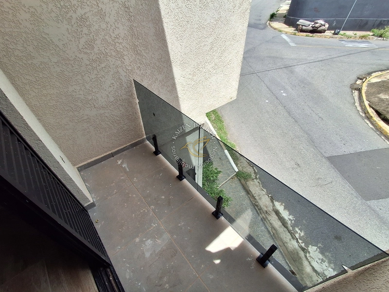 Sobrado à venda, Parque Brasil, Bragança Paulista SP. 3 suítes, 2 vagas, excelente localização. Aceita permuta e financiamento. Agende sua visita.: 55ª foto da galeria de imagens do imóvel