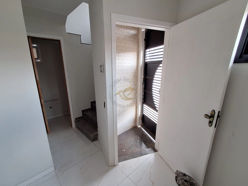 Sobrado à venda, Parque Brasil, Bragança Paulista SP. 3 suítes, 2 vagas, excelente localização. Aceita permuta e financiamento. Agende sua visita.: 21ª foto da galeria de imagens do imóvel