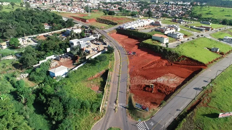 Últimas unidades no Vila Romana em Bragança Paulista. Entrada de 10%, sem análise de crédito e lotes prontos para construir com ótima localização.: 3ª foto da galeria de imagens do imóvel