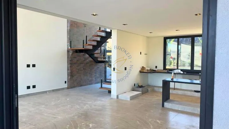 Casa nova à venda no Vale das Águas em Bragança Paulista. 3 suítes, área gourmet, piscina, acabamento moderno e localização privilegiada em condomínio fechado.: 7ª foto da galeria de imagens do imóvel