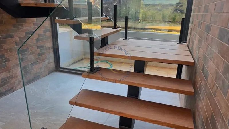 Casa nova à venda no Vale das Águas em Bragança Paulista. 3 suítes, área gourmet, piscina, acabamento moderno e localização privilegiada em condomínio fechado.: 13ª foto da galeria de imagens do imóvel