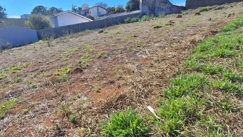 Lote residencial com 1.000m² em Bragança Paulista. Localização privilegiada no Jardim América, ideal para projetos modernos e valorização garantida.: 2ª foto da galeria de imagens do imóvel