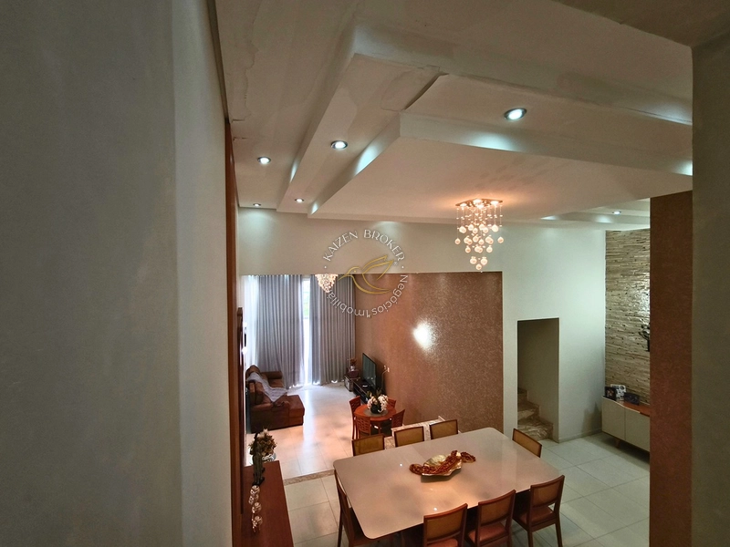 CASA JARDIM AMÉRICA - 4 SUÍTES - Pronta para Morar com + Espaço!: 17ª foto da galeria de imagens do imóvel