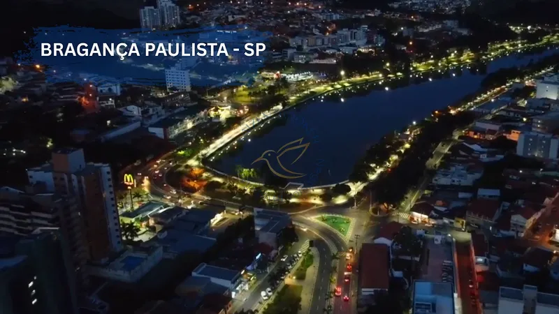 Casa de Alto Padrão à Venda no Euroville II – 3 Suítes, Piscina e Vista Panorâmica em Bragança Paulista: 13ª foto da galeria de imagens do imóvel