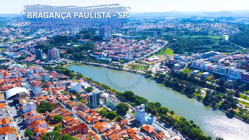 Casa de Alto Padrão à Venda no Euroville II – 3 Suítes, Piscina e Vista Panorâmica em Bragança Paulista: 38ª foto da galeria de imagens do imóvel