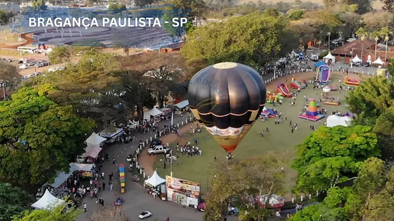 Casa de Alto Padrão à Venda no Euroville II – 3 Suítes, Piscina e Vista Panorâmica em Bragança Paulista: 28ª foto da galeria de imagens do imóvel