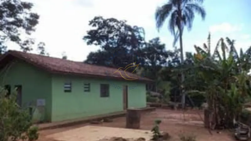 Chácara à venda em Água Comprida – Bragança Paulista/SP. 3.000m² com casa de 2 dormitórios, espaço para lazer, horta ou cultivo. Tranquilidade e natureza perto da cidade!: 2ª foto da galeria de imagens do imóvel