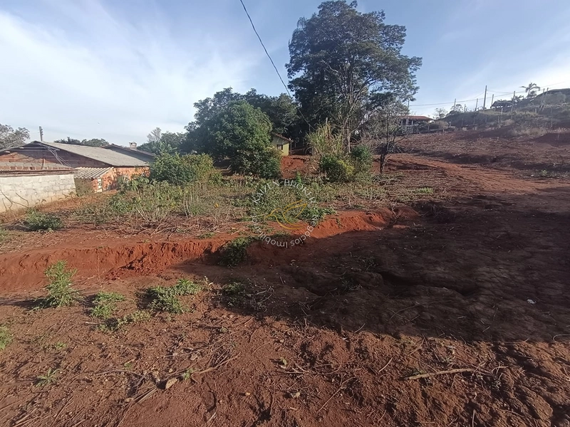 Chácara à venda em Água Comprida – Bragança Paulista/SP. 3.000m² com casa de 2 dormitórios, espaço para lazer, horta ou cultivo. Tranquilidade e natureza perto da cidade!: 33ª foto da galeria de imagens do imóvel