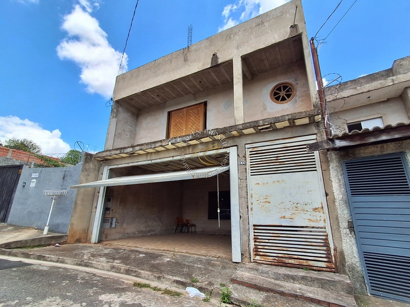 Casa à venda no Residencial Vem Viver em Bragança Paulista. 3 dormitórios, 2 suítes, escritório, 3 vagas e excelente localização. Potencial de personalização.: 1ª foto da galeria de imagens do imóvel