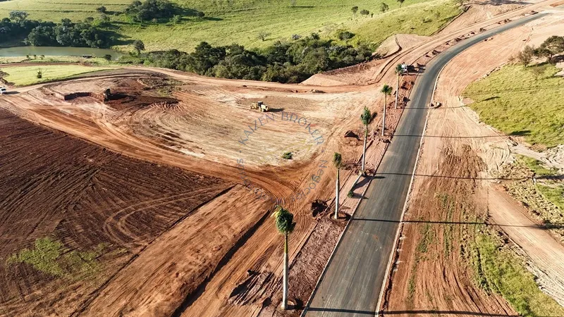 Condomínio fechado de alto padrão em Bragança Paulista. Lotes amplos, infraestrutura moderna, lazer completo e fácil acesso às principais rodovias da região.: 19ª foto da galeria de imagens do imóvel