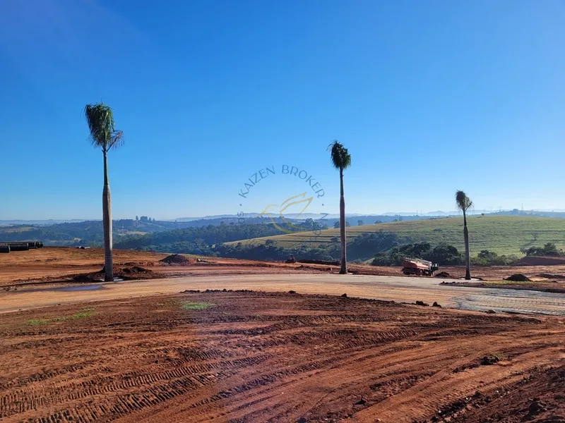 Condomínio fechado de alto padrão em Bragança Paulista. Lotes amplos, infraestrutura moderna, lazer completo e fácil acesso às principais rodovias da região.: 18ª foto da galeria de imagens do imóvel