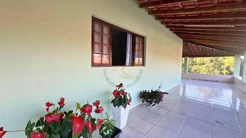 Chácara à venda no Menin – Bragança Paulista/SP. 3 dormitórios, varanda, cozinha caipira, pomar, 6 vagas e 1.180m² de terreno. Refúgio natural com escritura regularizada!: 17ª foto da galeria de imagens do imóvel