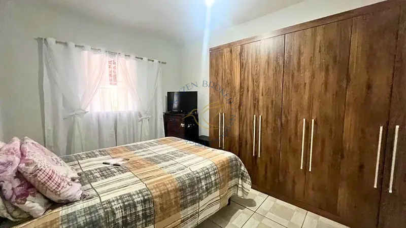 Chácara à venda no Menin – Bragança Paulista/SP. 3 dormitórios, varanda, cozinha caipira, pomar, 6 vagas e 1.180m² de terreno. Refúgio natural com escritura regularizada!: 12ª foto da galeria de imagens do imóvel