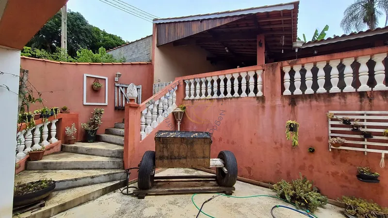 Chácara à venda no Menin – Bragança Paulista/SP. 5 dormitórios, piscina, área gourmet, pomar, canil e garagem para 8 carros. Conforto e lazer a 20 min do centro da cidade!: 7ª foto da galeria de imagens do imóvel