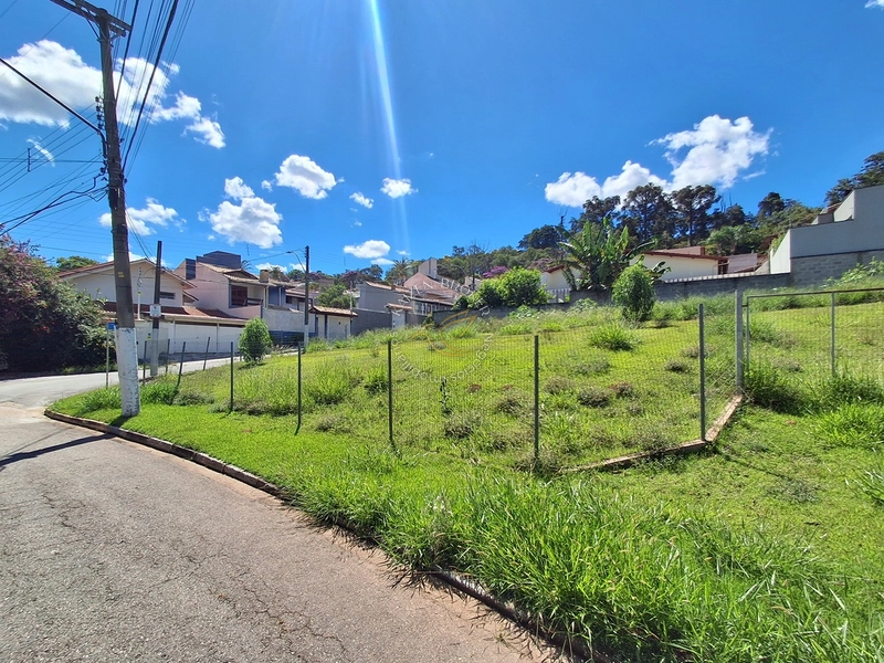 ⛰️ Terreno de 344m² à Venda no Jardim Europa, Zona Sul de Bragança Paulista, SP: 3ª foto da galeria de imagens do imóvel