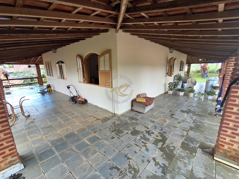 🏠 Chácara toda Avarandada à Venda | 1.100 m² | Chácaras Manacás, Pinhalzinho, SP: 36ª foto da galeria de imagens do imóvel