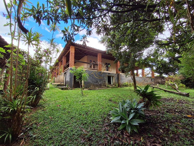 🏠 Chácara toda Avarandada à Venda | 1.100 m² | Chácaras Manacás, Pinhalzinho, SP: 42ª foto da galeria de imagens do imóvel