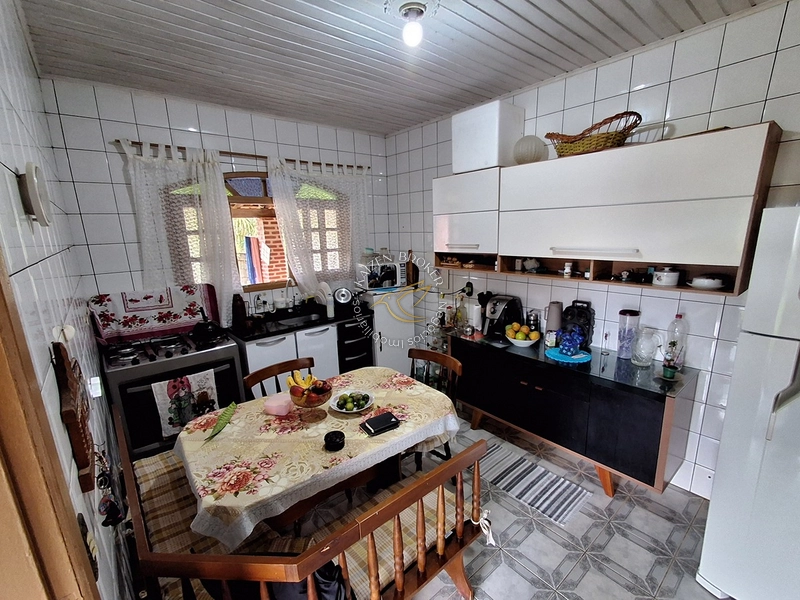 🏠 Chácara toda Avarandada à Venda | 1.100 m² | Chácaras Manacás, Pinhalzinho, SP: 11ª foto da galeria de imagens do imóvel